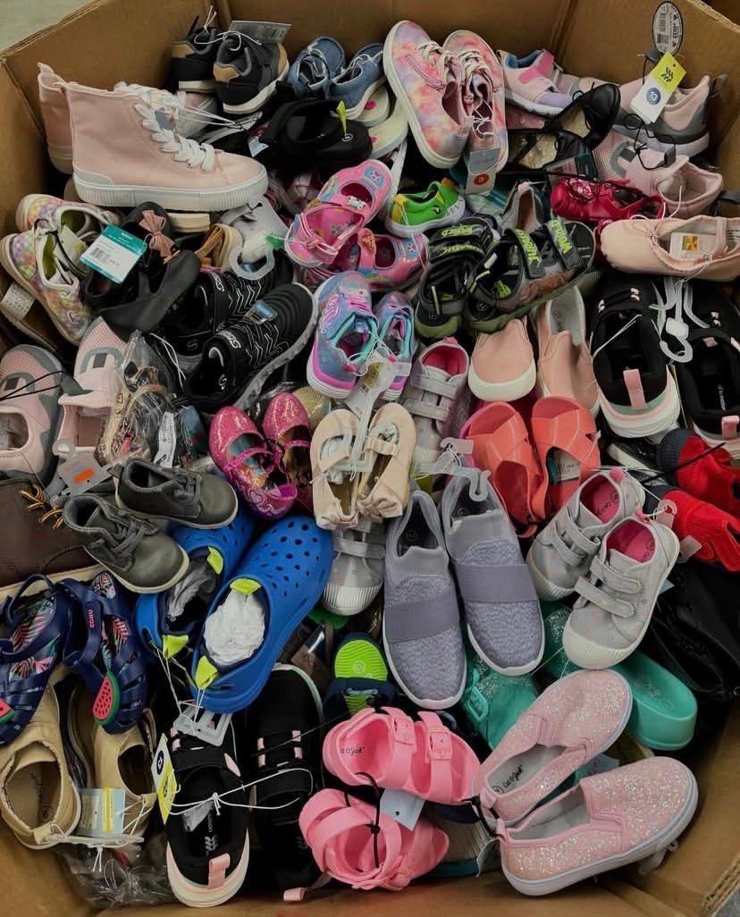 TARGET KIDS SHOES Pallets - Image 3