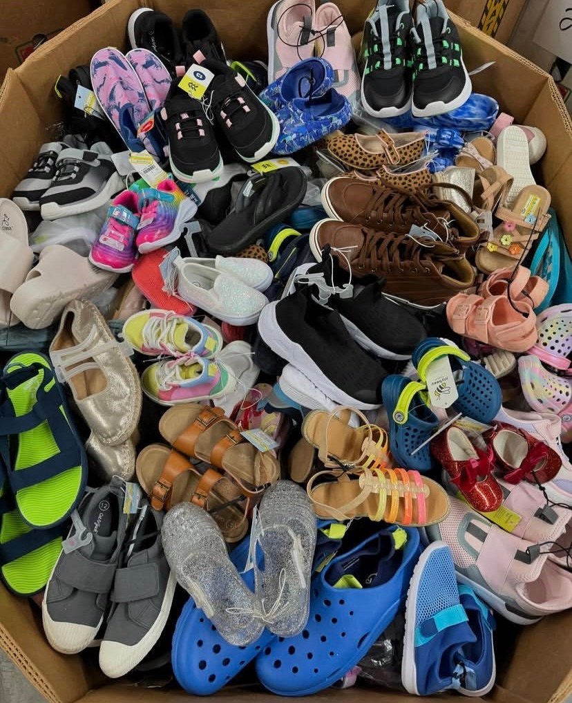 TARGET KIDS SHOES Pallets - Image 2